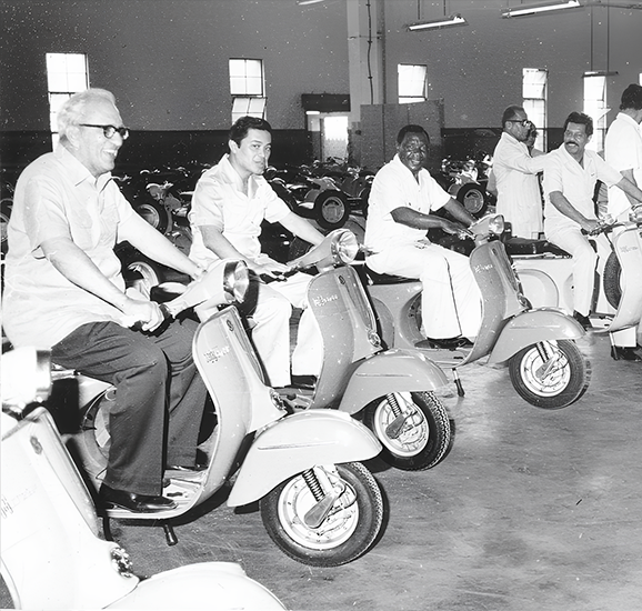 1995 An icon was born - Bajaj Chetak